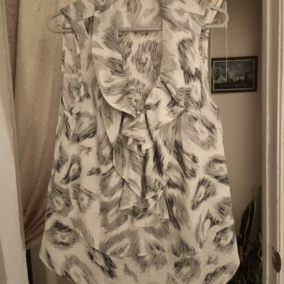 Women's blouse - Picture 1 of 3